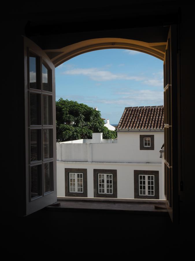 Globo Happy Hostel Angra do Heroísmo Eksteriør bilde
