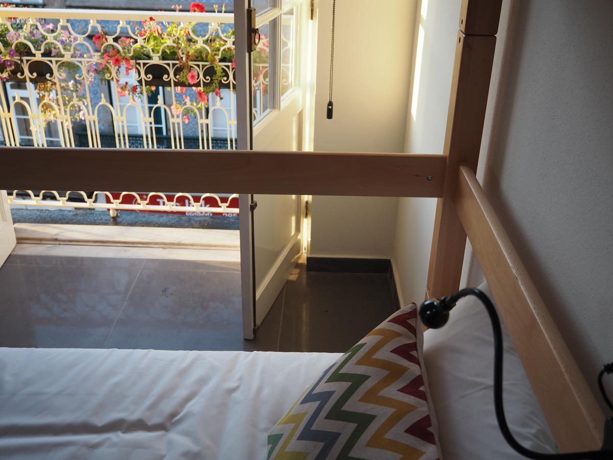 Globo Happy Hostel Angra do Heroísmo Eksteriør bilde